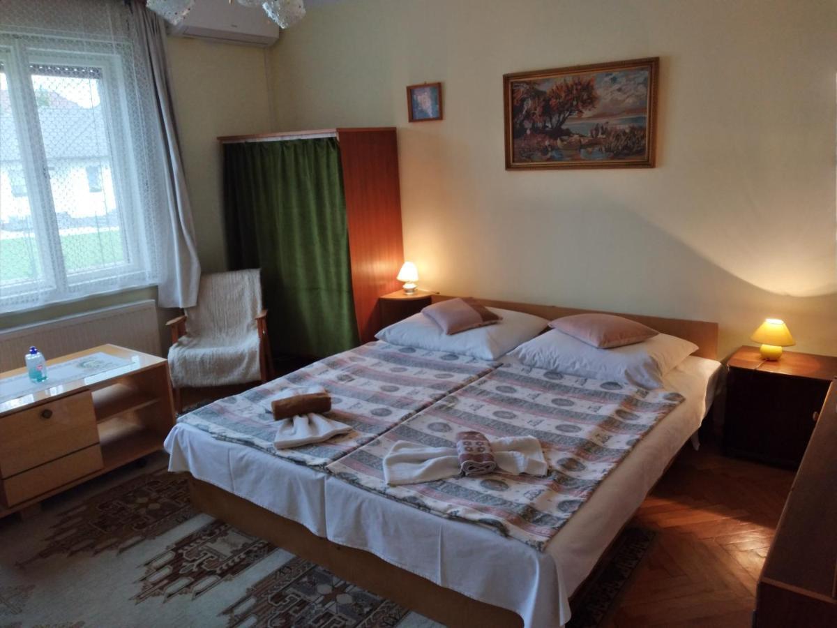 Nyarfa Apartment Keszthely Exterior foto